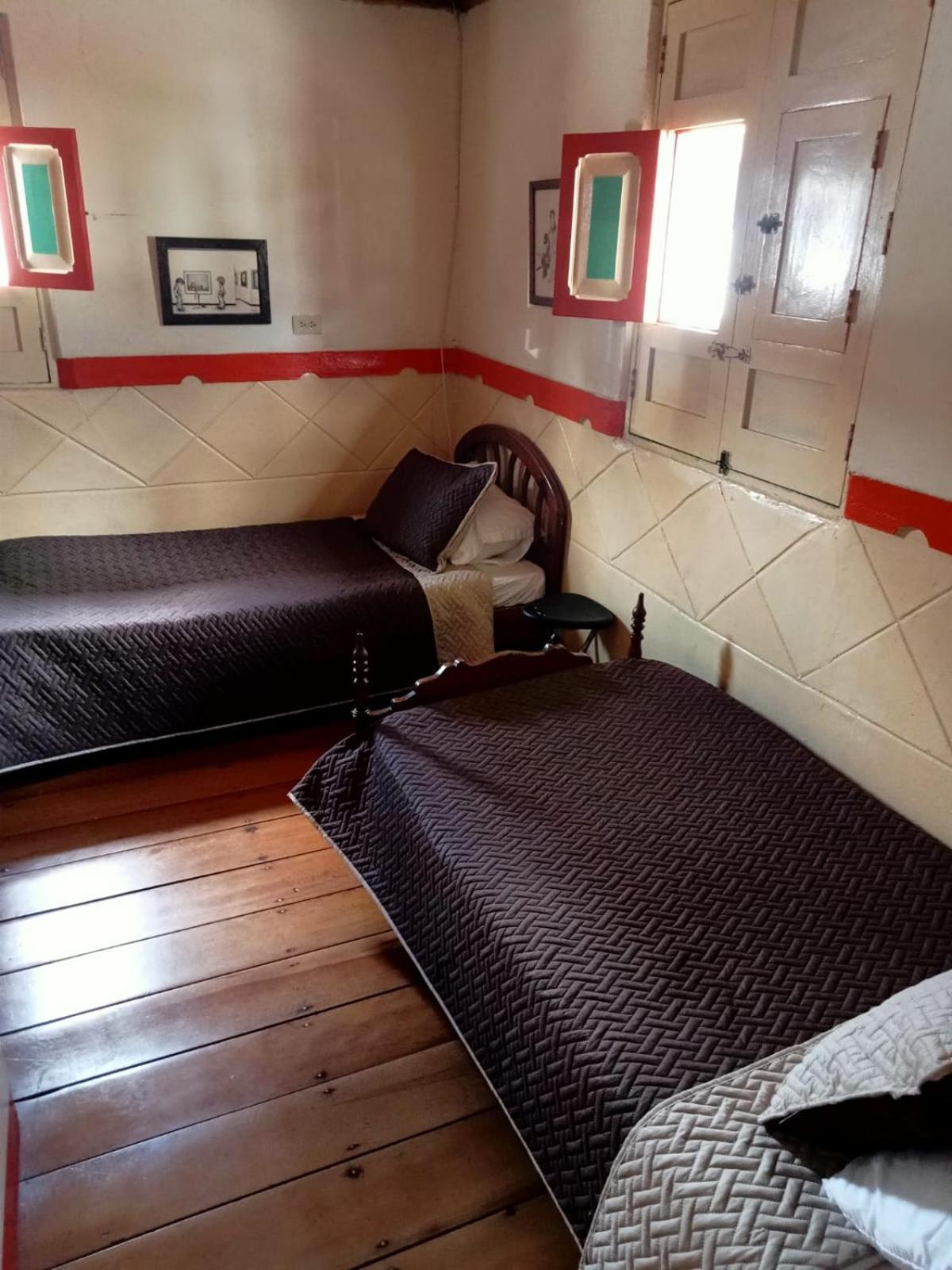 Hostal Restaurante La Gata Carola Salento Kültér fotó